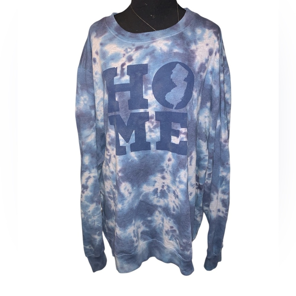 Blue and White 2X Oversized Graphic crewneck sweatshirt NJ New Jersey is home
